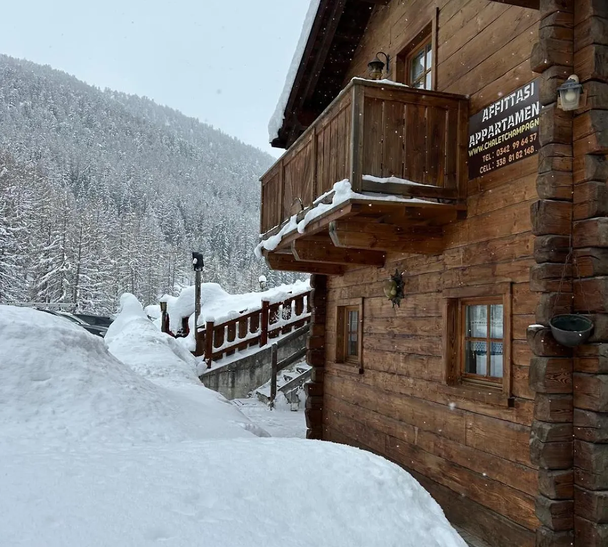 ליביניו Chalet Champagne
